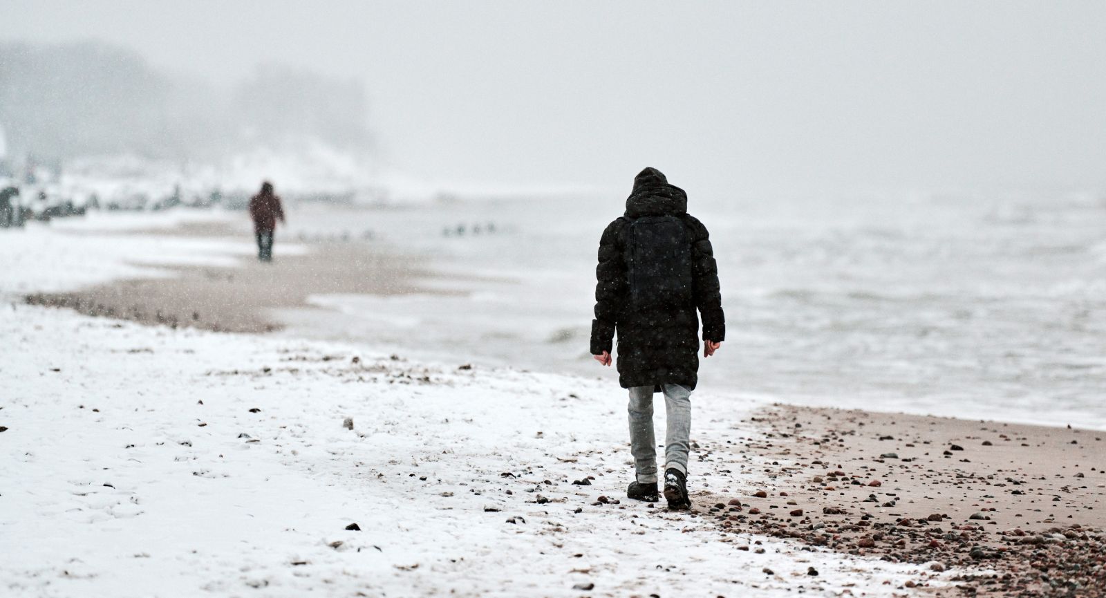 Zimowa depresja. Jak radzić sobie z gorszym nastrojem w chłodniejsze dni?